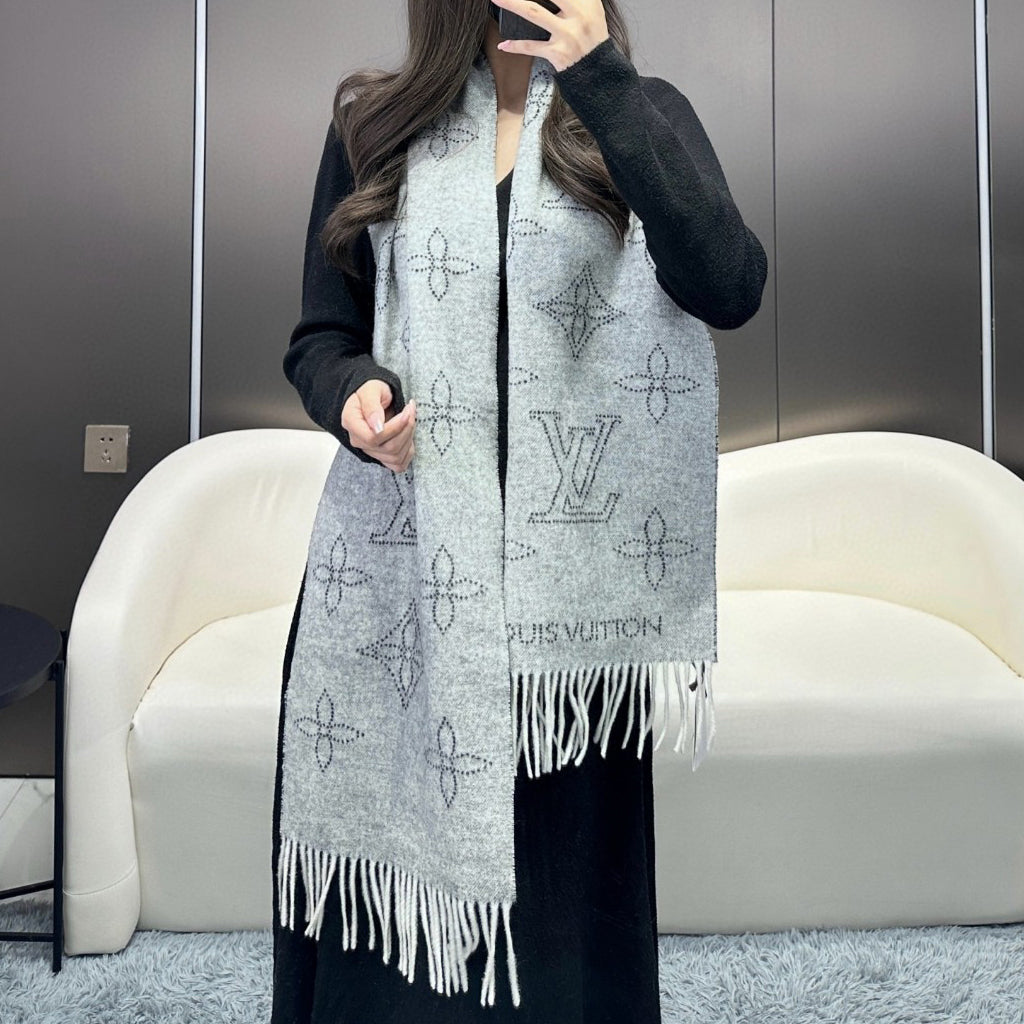 New Reversible Scarf 1025102808