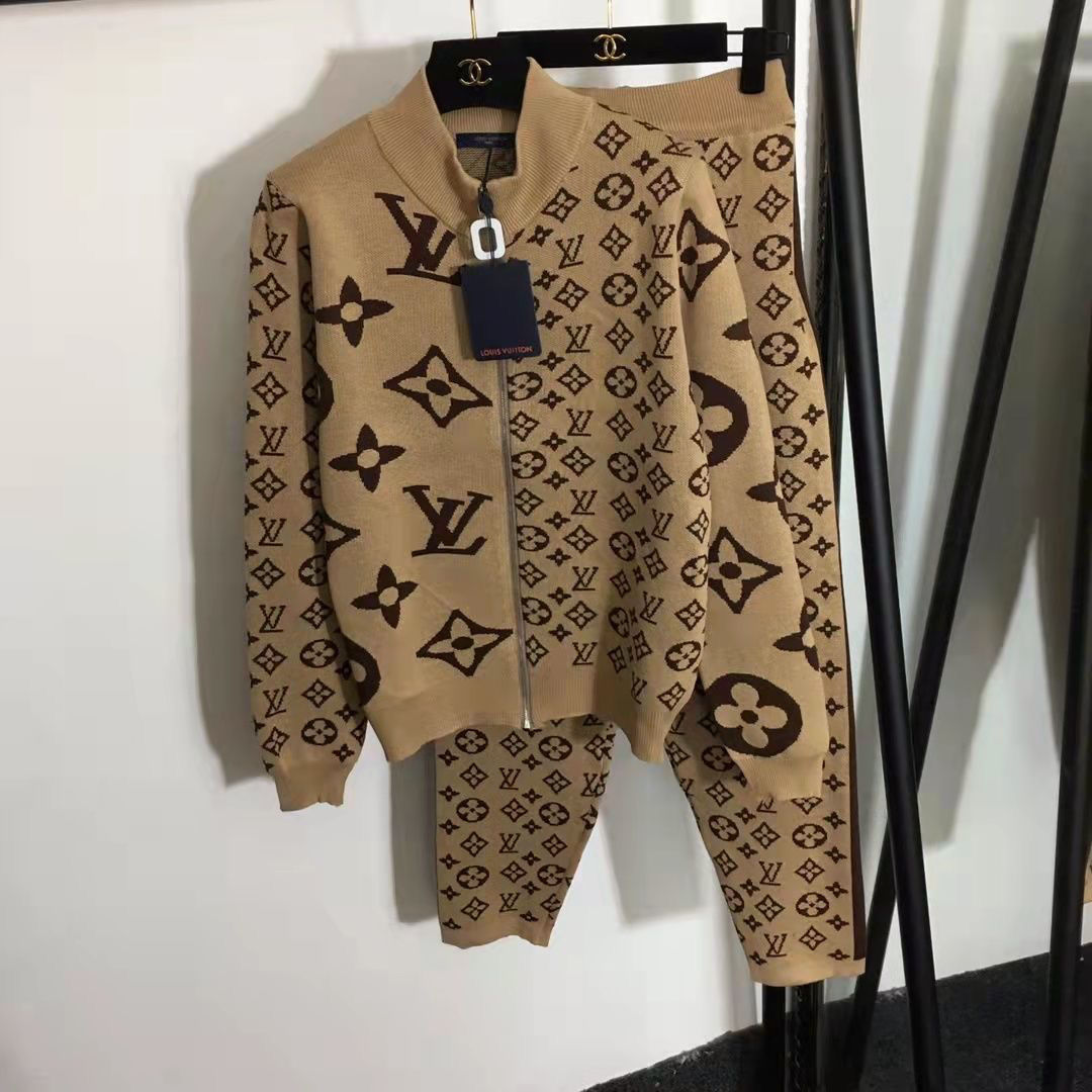 New fashion knitted casual cardigan hooded letter top + knitted pencil pants two-piece suit   S013