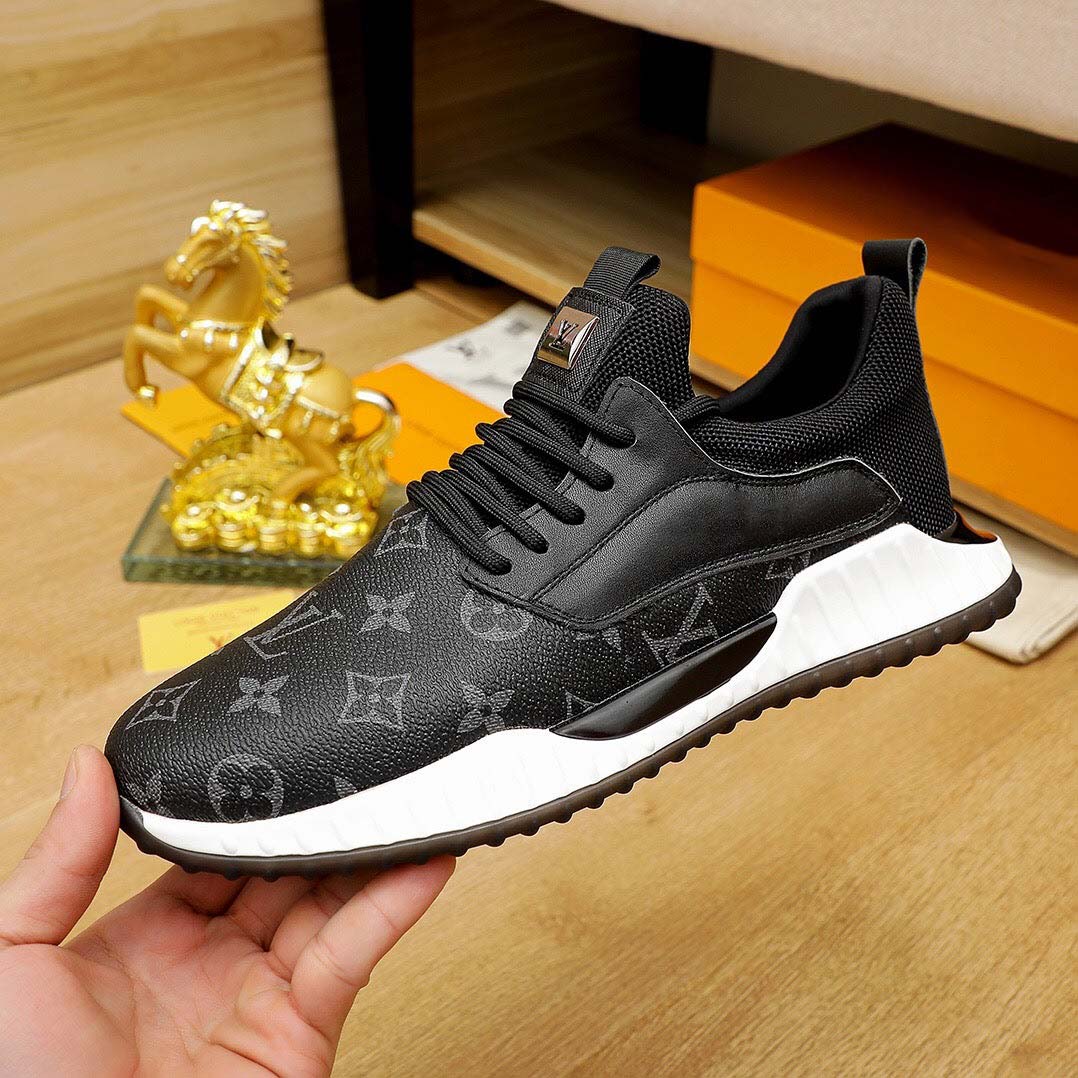 Three-color stitching casual sneakers 0425052002