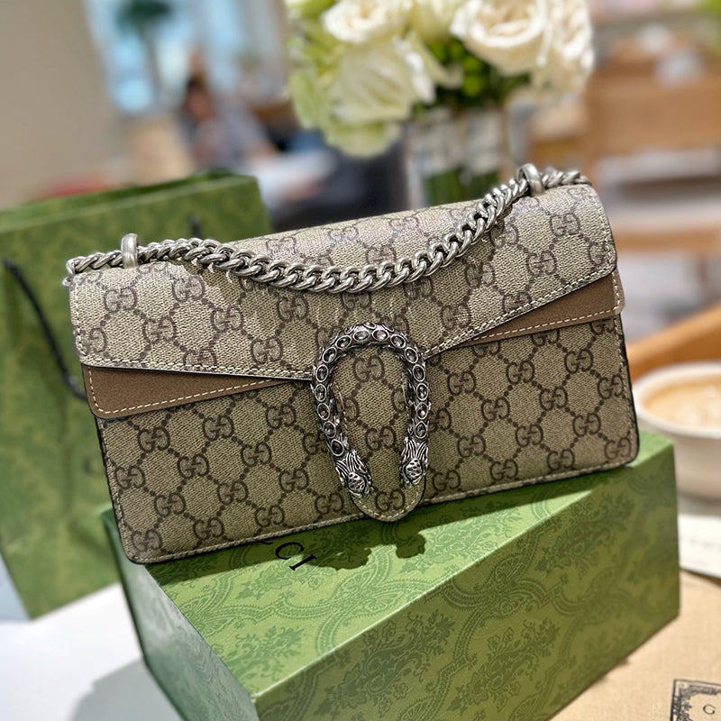 Fashion new messenger bag CWT1023080110