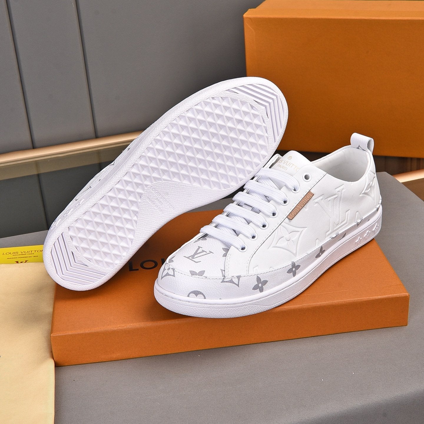 Luxury Pattern Two Tone Trendy Low-top Shoes