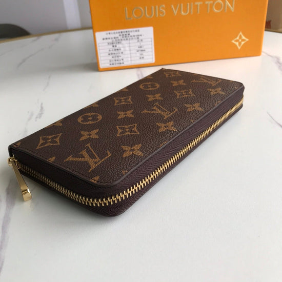 Fashion V Logo Brown Zipper Wallets 102407106
