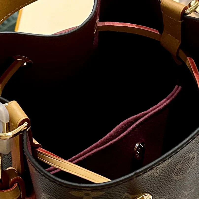 Ladies Bucket Bag 1924103007