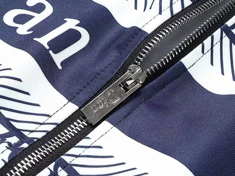 New fashion men's color sports suit