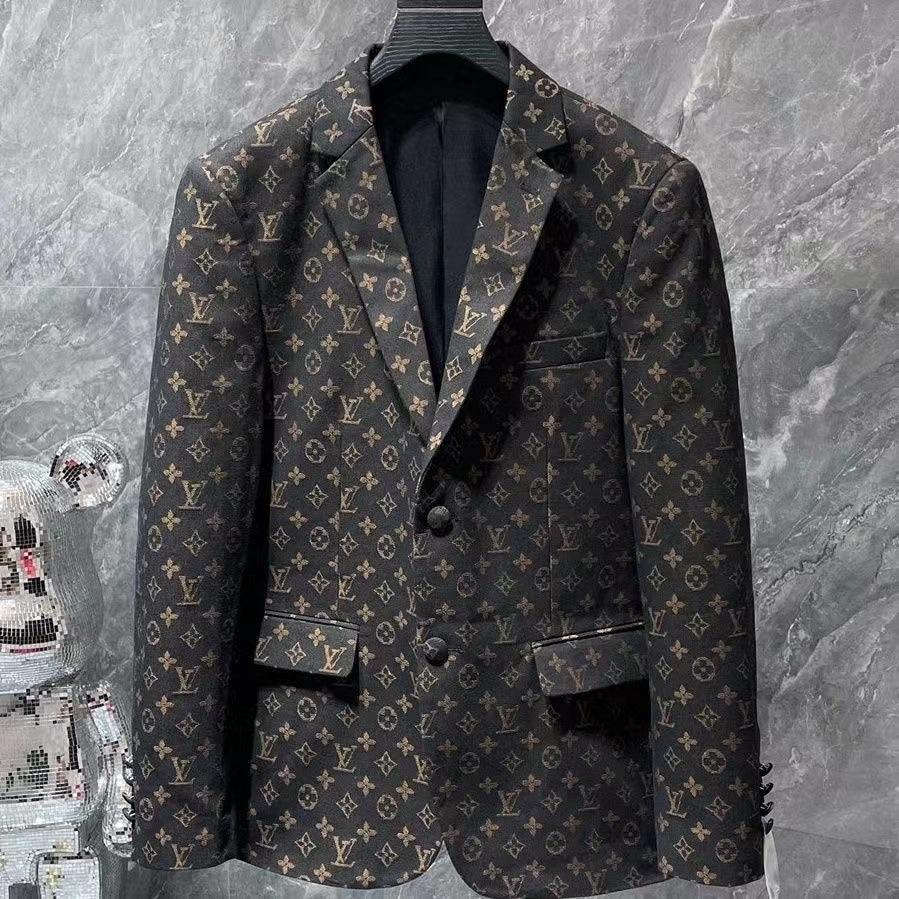 New luxury v logo print formal suit
