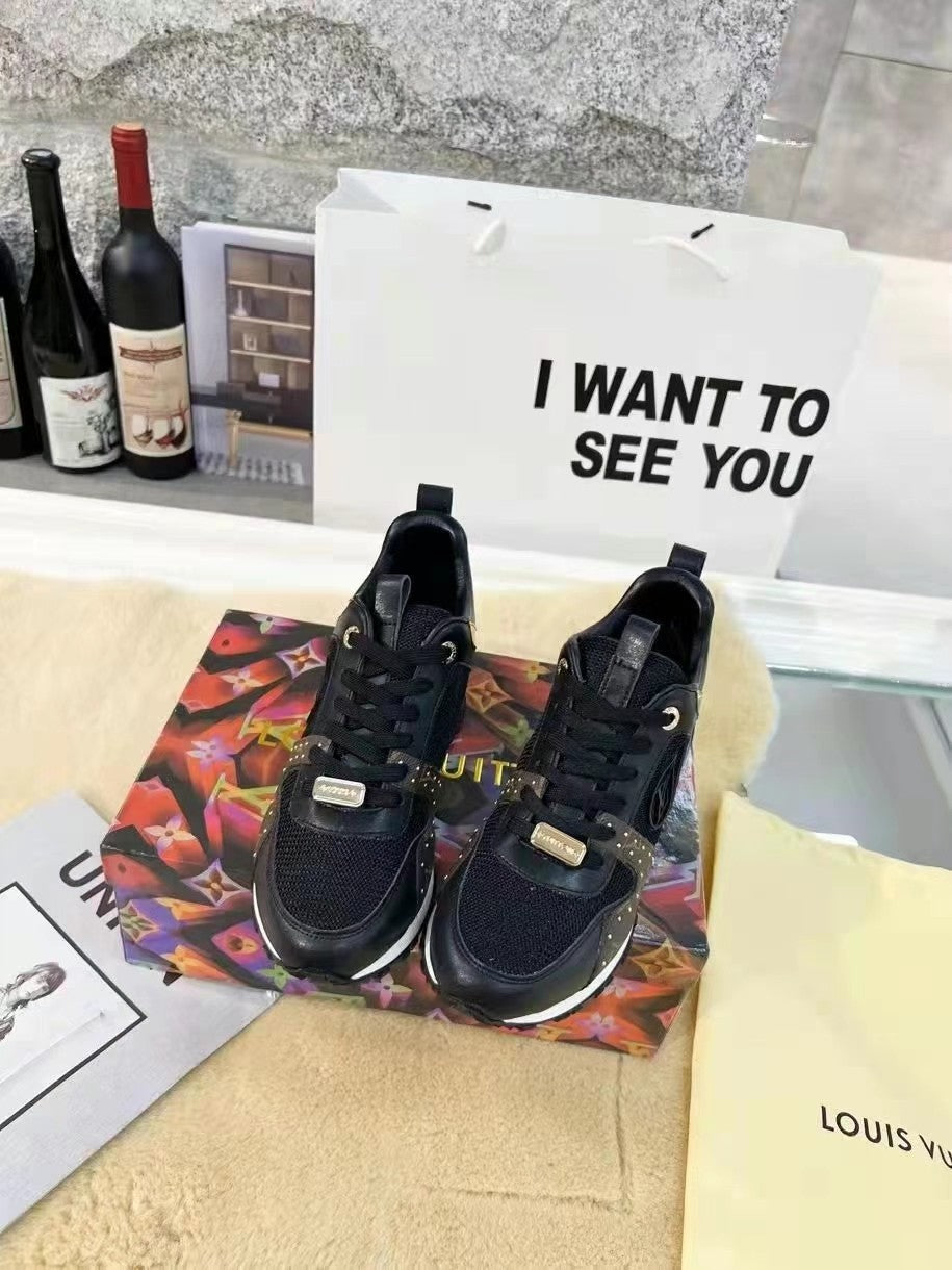 New Luxury Classic Casual Sneakers 0424082626