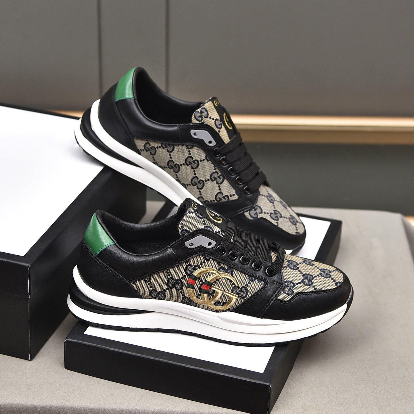 Classic Texture G Logo New Fashion Sneakers