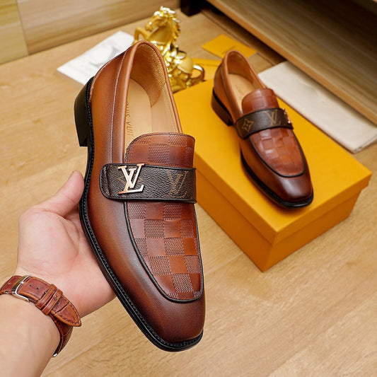 Brown V logo men's formal business shoes