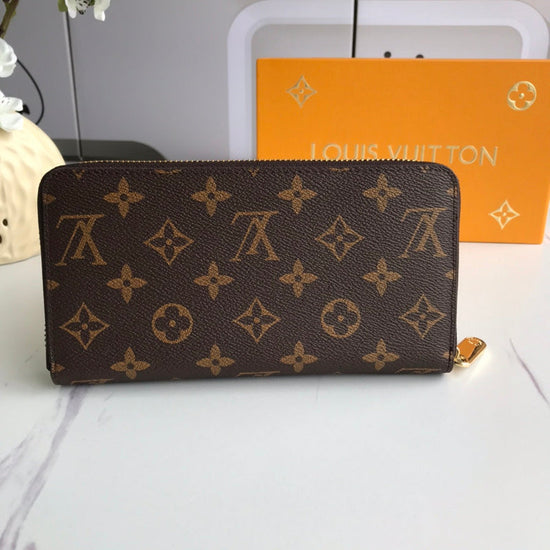 Fashion V Logo Brown Zipper Wallets 102407106
