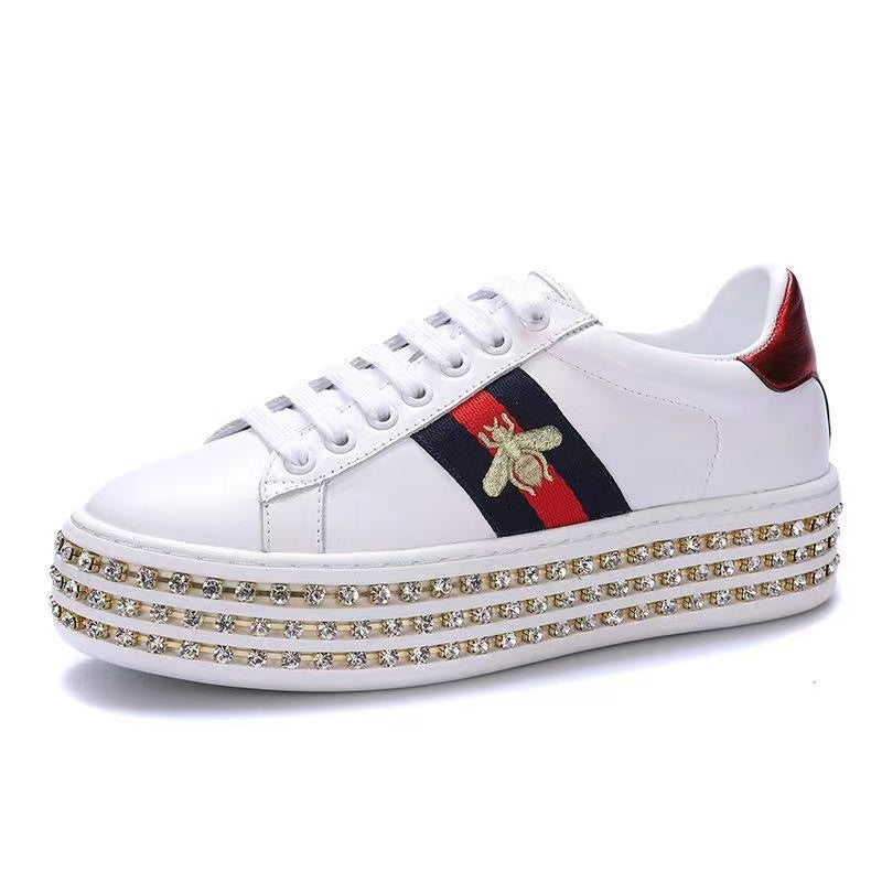 Fashion and versatile casual bee sports shoes 1023113016
