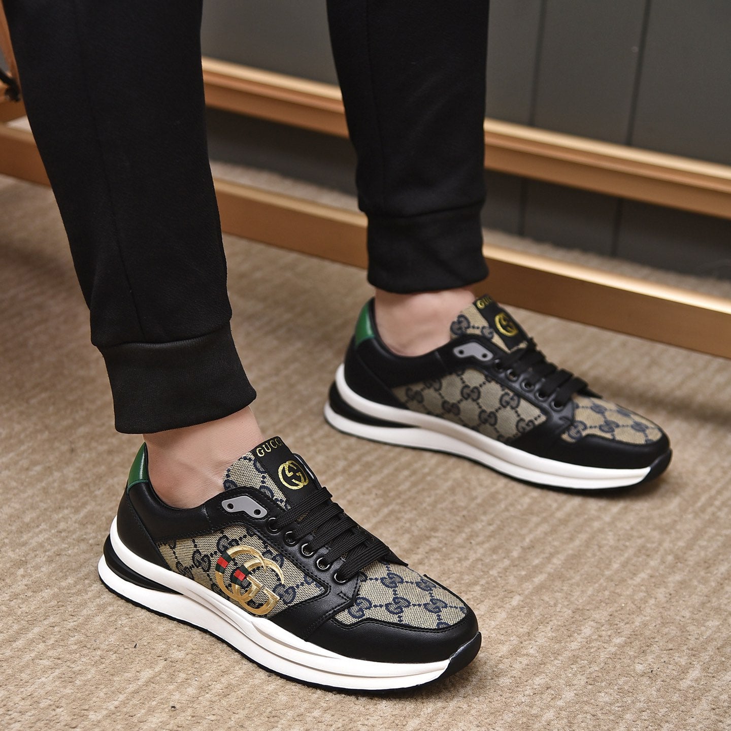 Classic Texture G Logo New Fashion Sneakers