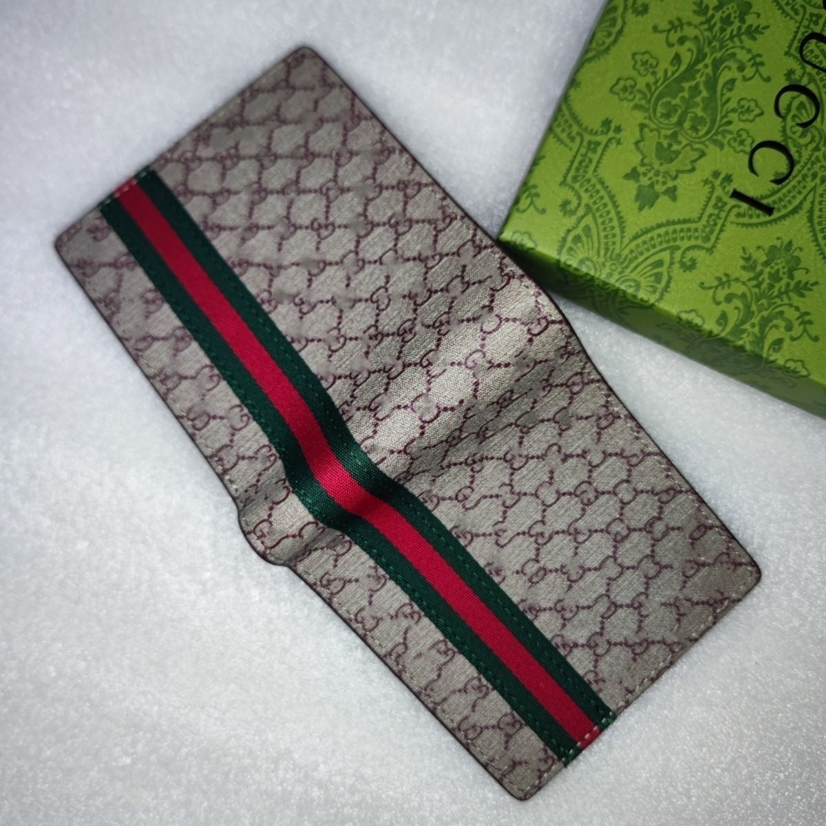 Men's pure leather fold wallet, imported cowhide embossed feel level one. PD0425010801