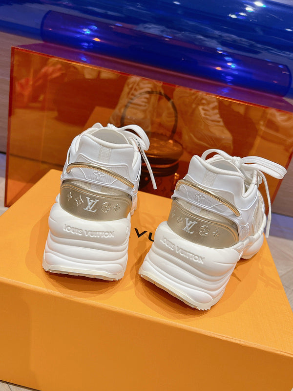 LUV The Latest Fashion Color Matching Women's All-match Casual Sneakers 0424082813