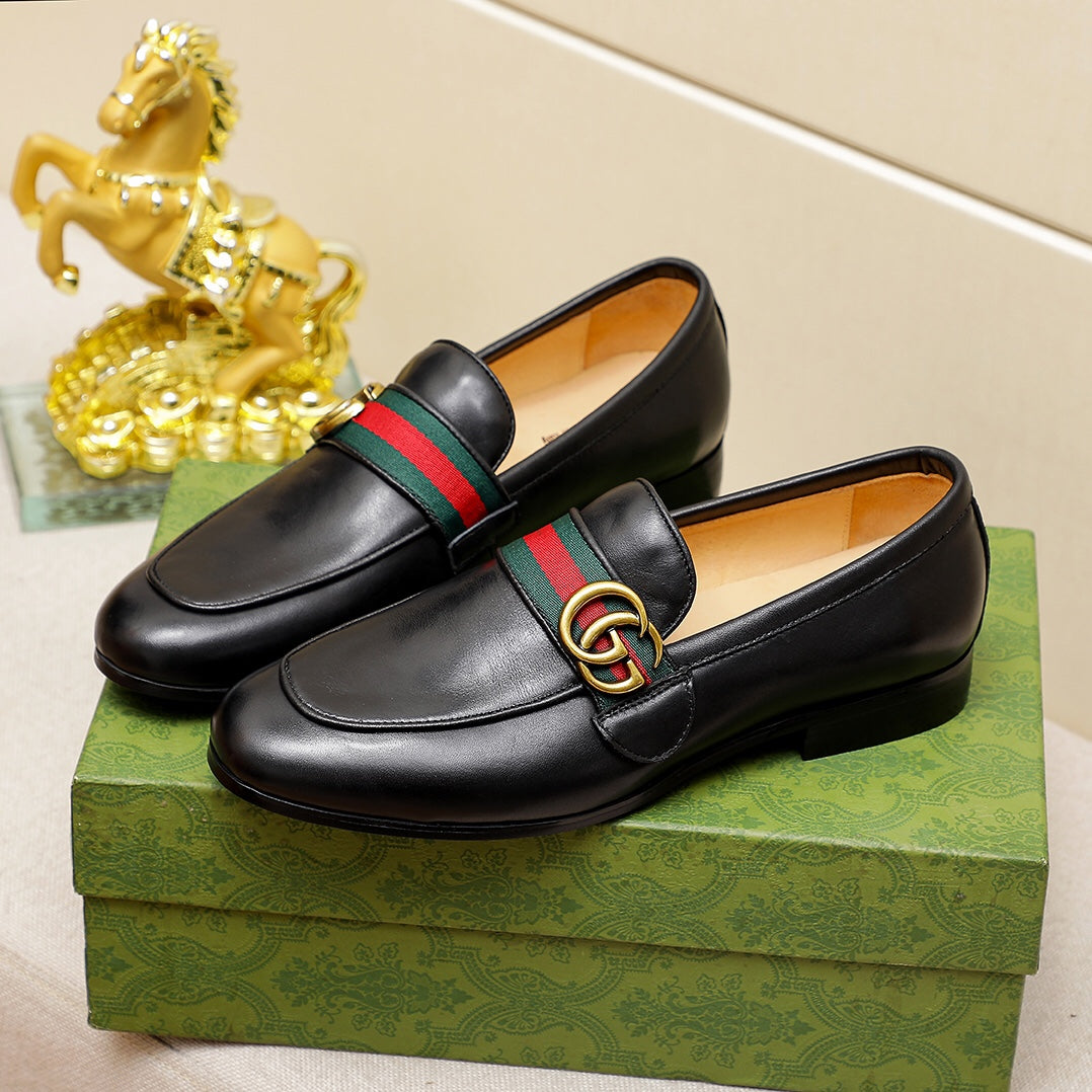 Classic design shiny black g&stripes formal dress slip on shoes