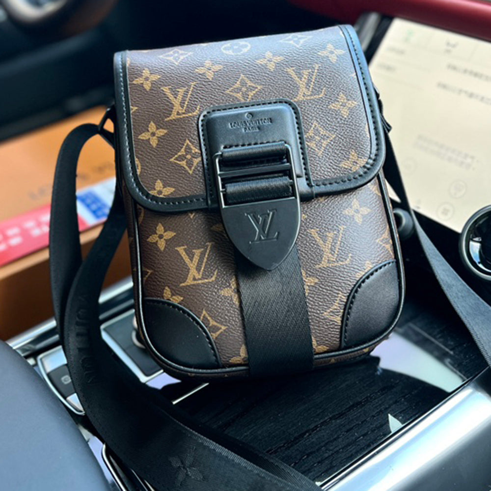 Fashion Messenger bag One shoulder messenger bag KL10061417