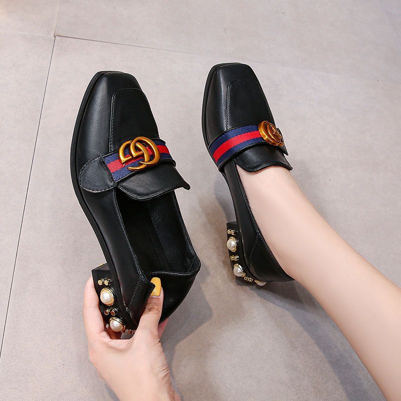 White and Black Low Heel Comfortable G Logo Women's Shoes