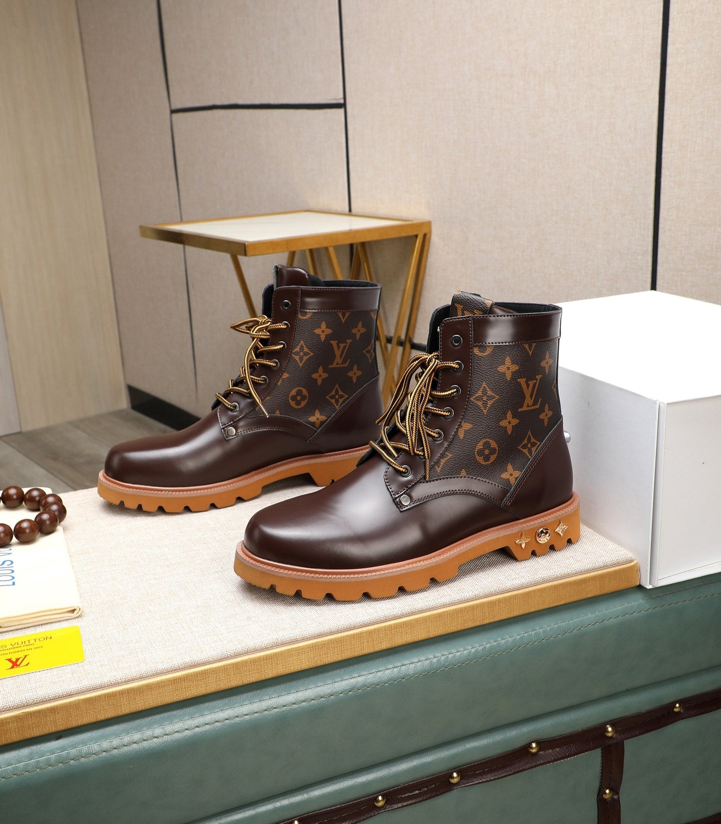 Stylish classic men's high-top boots XC0425101103