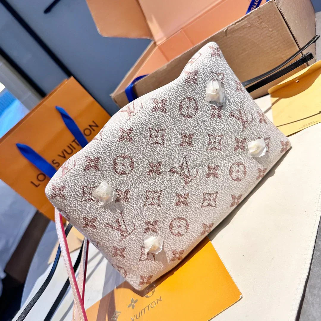 New fashionable and versatile hand-held crossbody bag 102022114