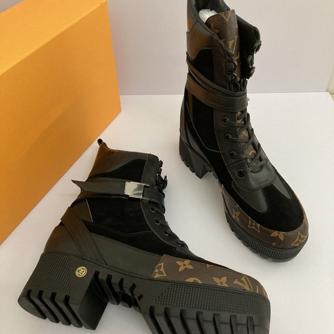 Martin boots women's lace-up new British style wear-resistant non-slip thick bottom increased retro knight boots