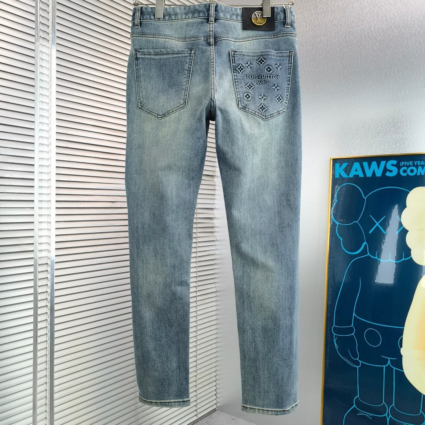 Men's versatile autumn and winter slim fit jeans 1024111411