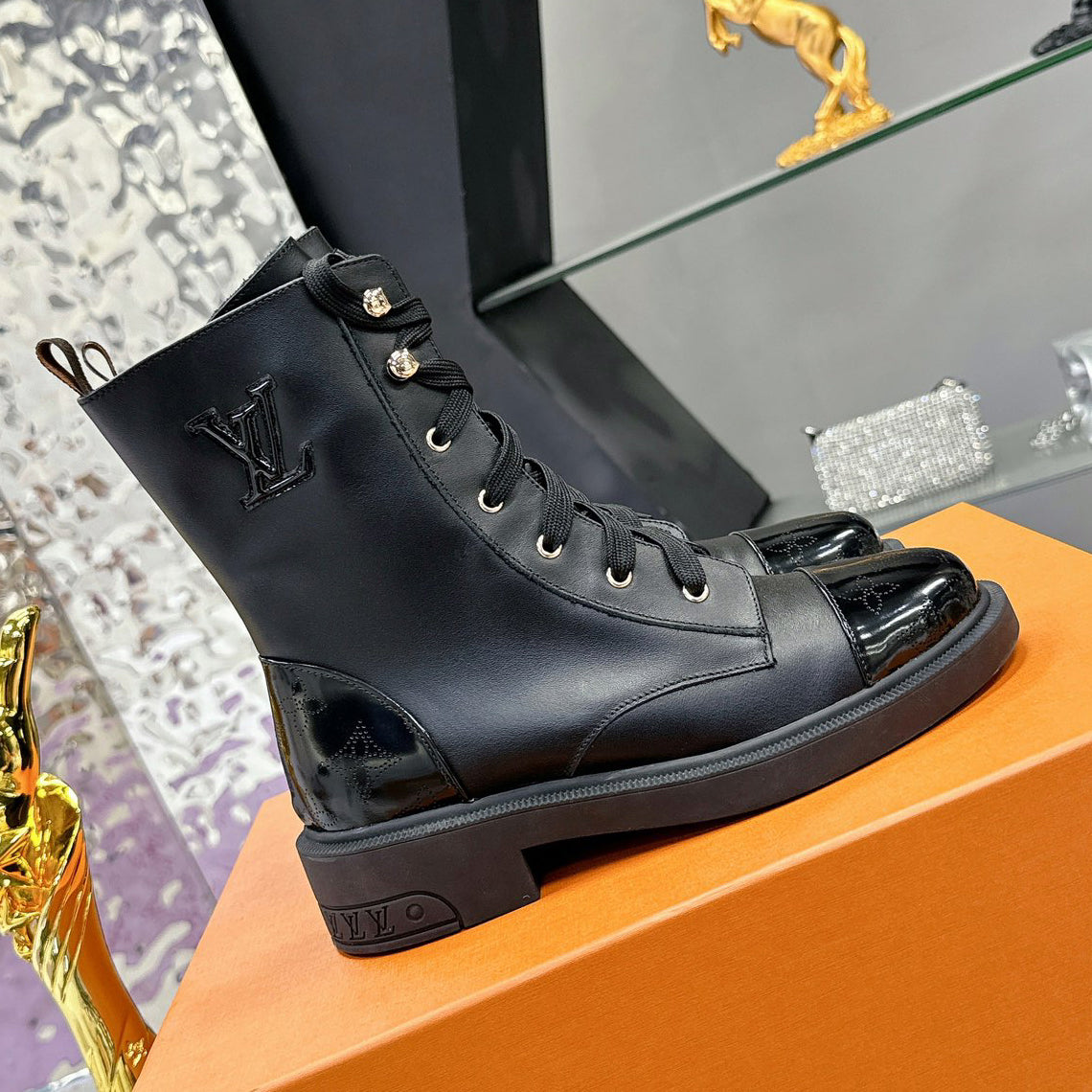 New versatile ankle boots 1025102432