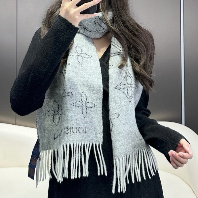 New Reversible Scarf 1025102808