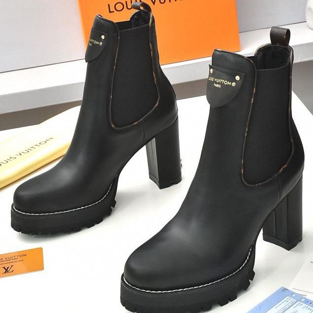 Exclusive latest British style thick heel women's short boots waterproof platform domineering side leak all-match fashion classic