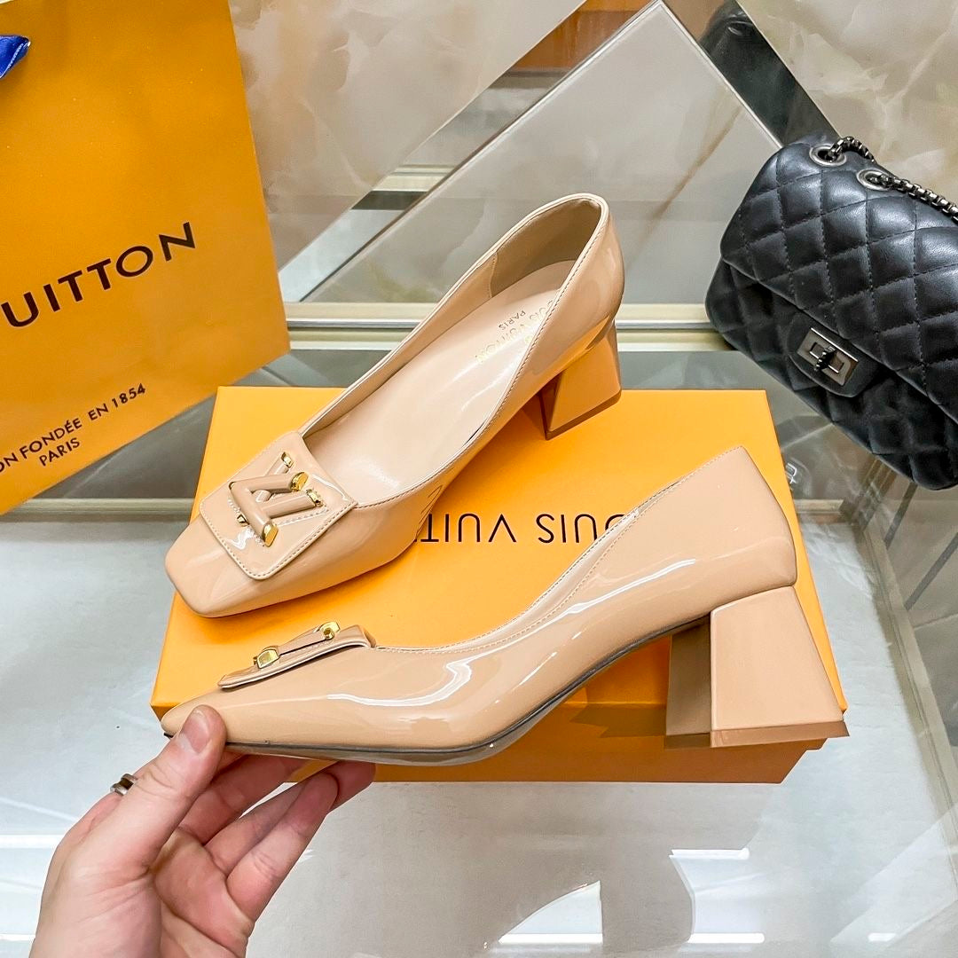 New Handmade Fashion V Logo Women's High heels XC042025052006