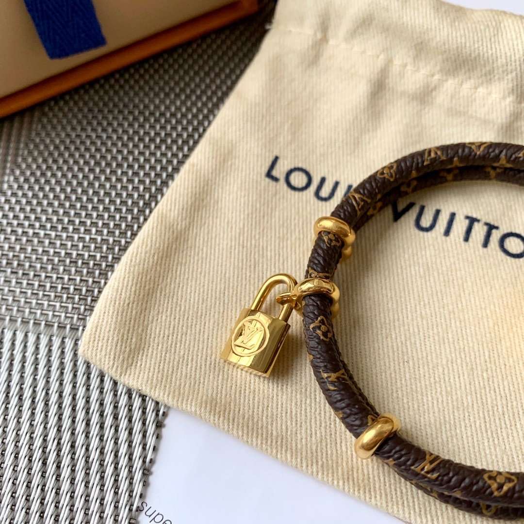 V New Fashion Bracelets 0425022403