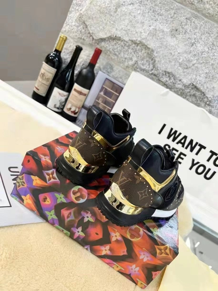 New Luxury Classic Casual Sneakers 0424082626