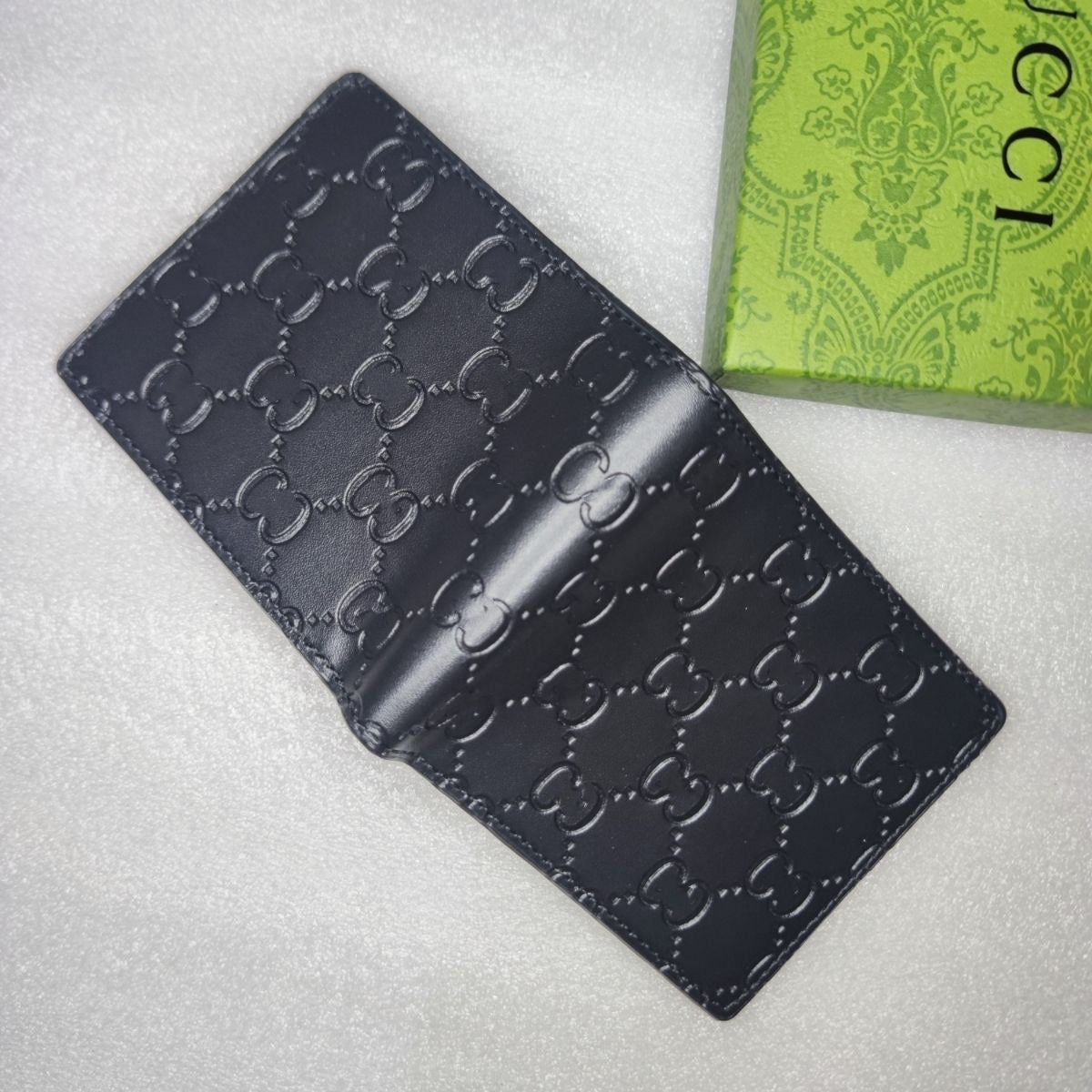 Men's pure leather fold wallet, imported cowhide embossed feel level one. PD0425010801