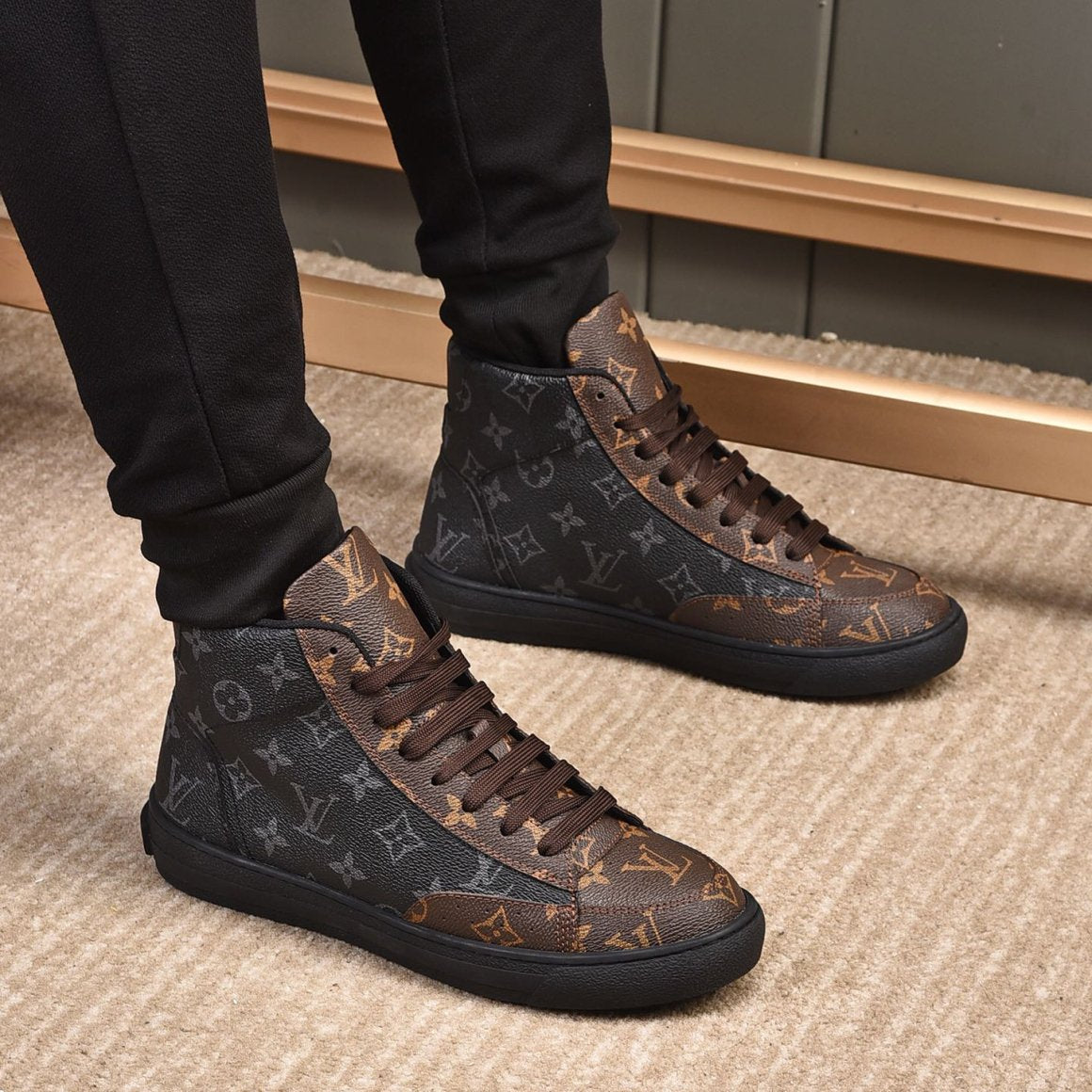 Trendy Pattern Leather High-top Shoes