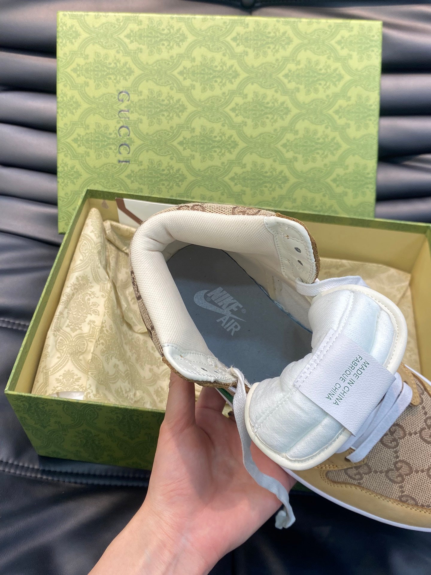 24 Limited Edition G & NK Inverted Hook Collaboration Sneakers 0424082610