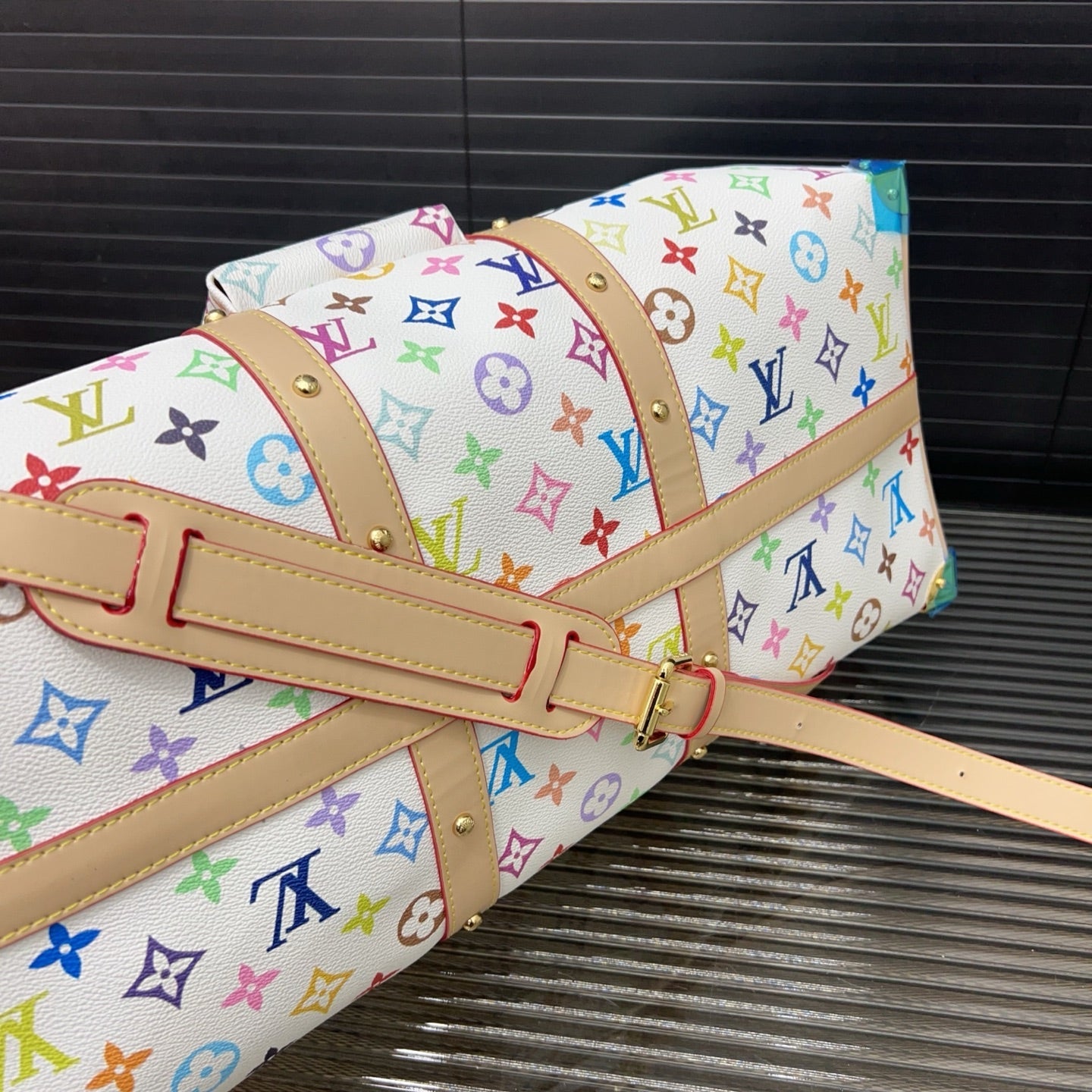 25 New White Color Co-branded keepall crossbody travel bag 0425040906