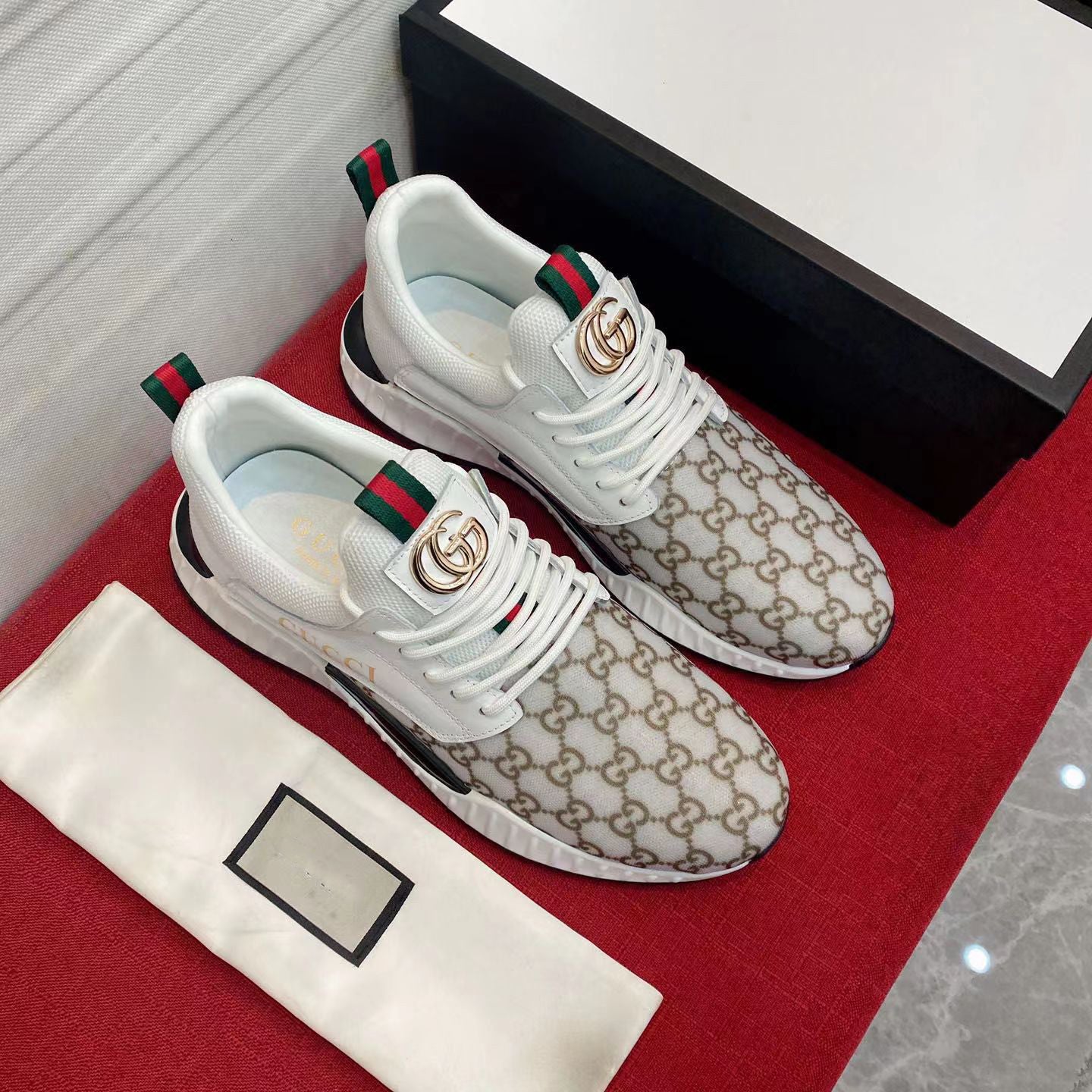 Thick Sole Casual Fashion Men's and Women's New Sneakers