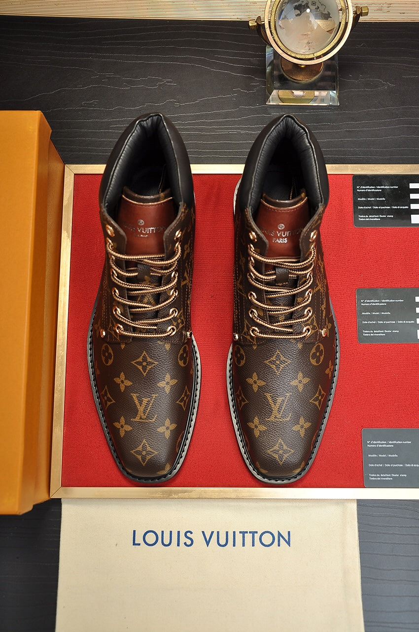 Fashion Casual New Style Men's Comfortable Sneakers Shoes Boots V26