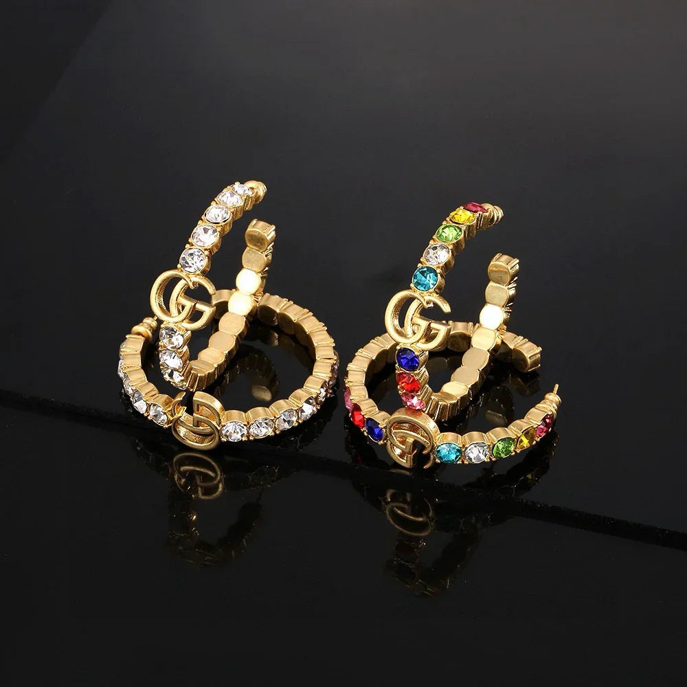 Luxurious and versatile earrings 1024071926