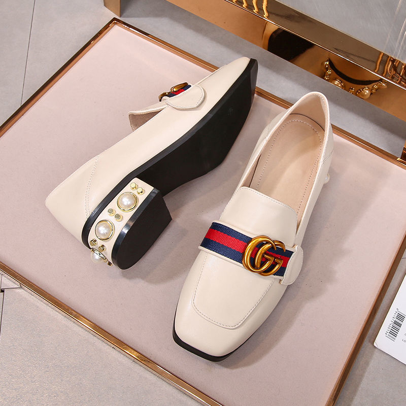 White and Black Low Heel Comfortable G Logo Women's Shoes