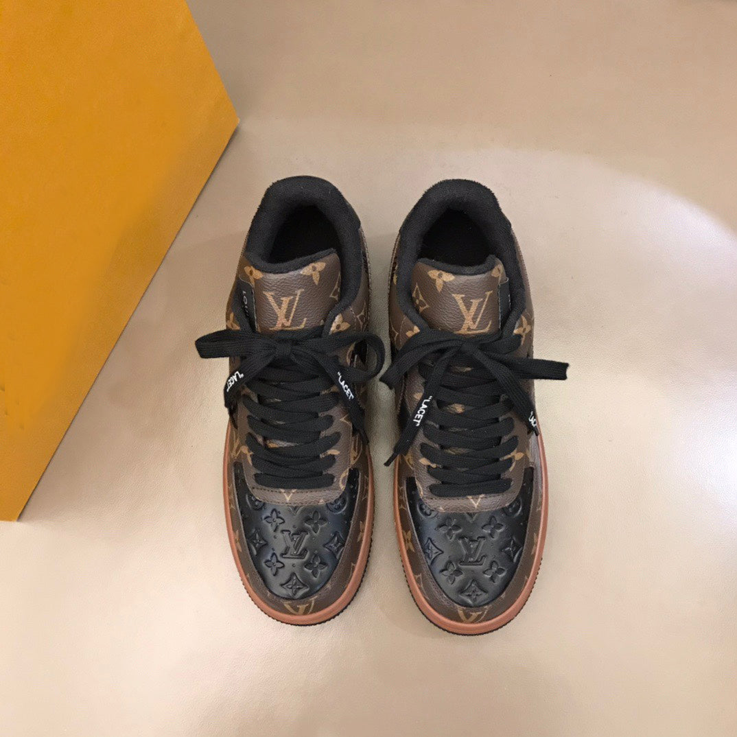 V& Jointly Signed Sneakers X3 0425052001