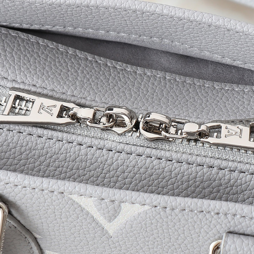 Ladies Fashion Crossbody Bag 1925031301