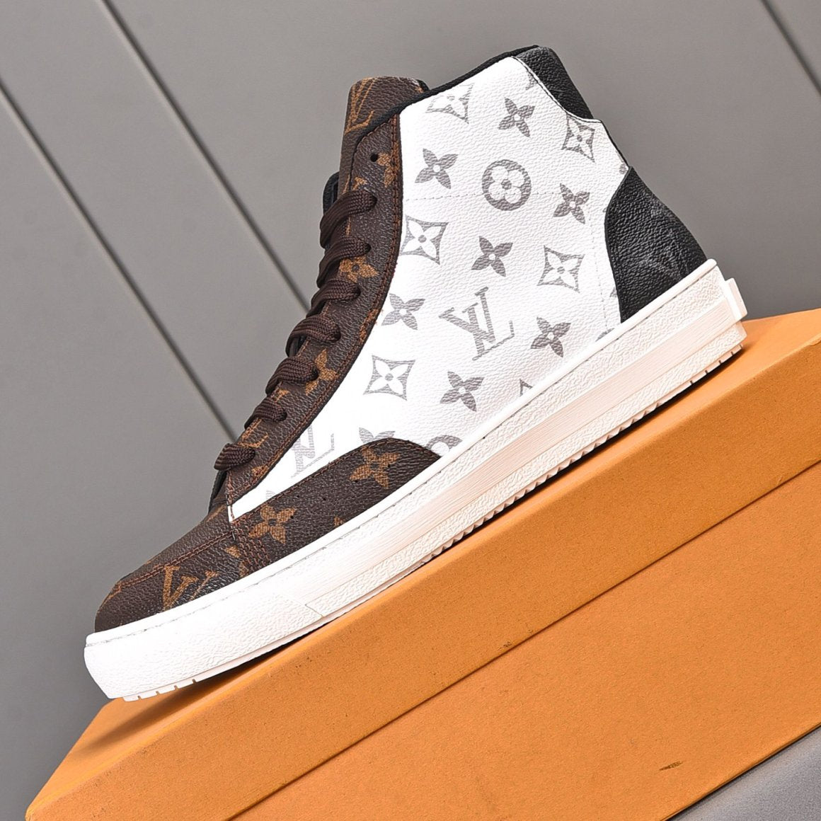 Luxury Pattern Leather High-top Shoes