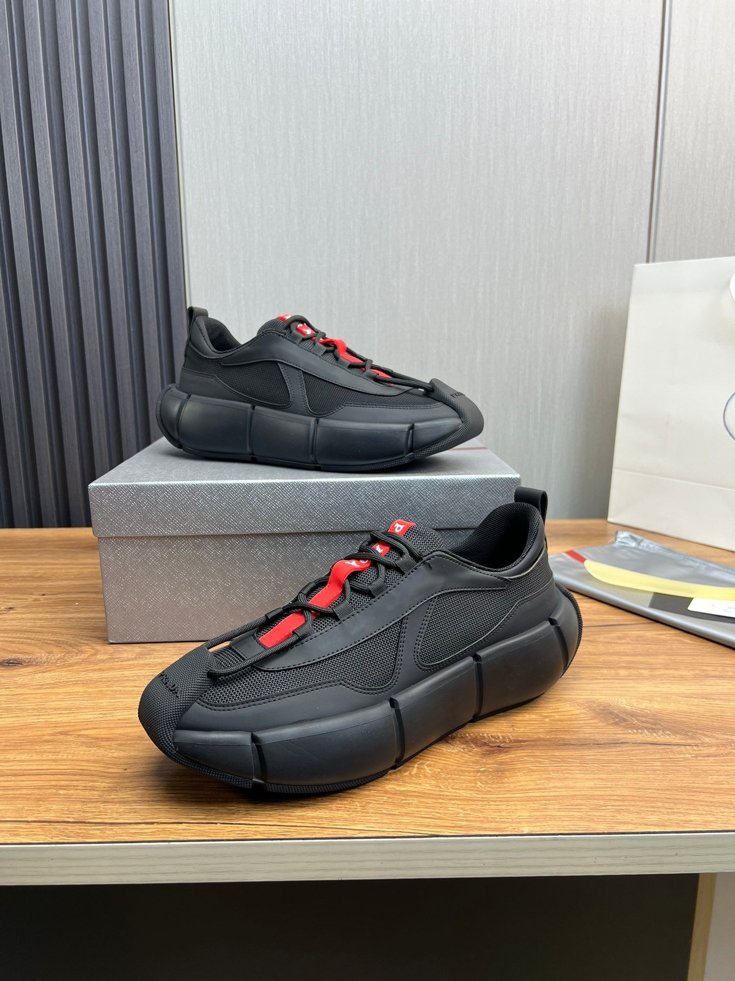 New Fashion PR Brand Sneakers XC0424101106